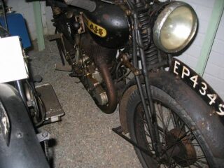25) 1930 AJS (photo 2 of 2)