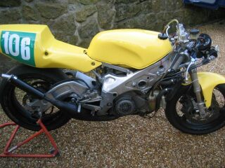 1993 Yamaha TZ250 Classic racing Motorcycle Bike (photo 2 of 2)