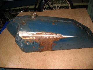 20) Petrol tanks Vauxhall pannier Type (photo 2 of 2)