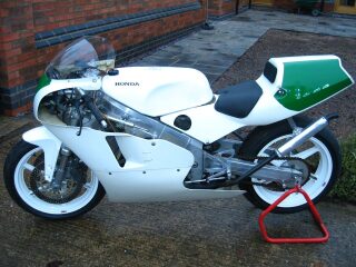 1992 Honda RS250 V twin (photo 2 of 2)