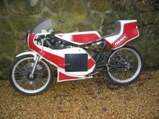 1980 Yamaha TZ125G Classic racing Motorcycle Bike (photo 2 of 2)