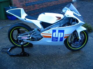2004 Honda RS125 (photo 2 of 2)
