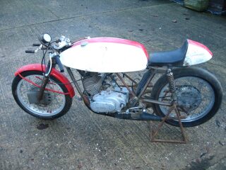 1967 Yamaha TD1C 250cc (photo 2 of 2)