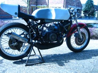 1978 Yamaha TZ350E for restoration (photo 2 of 2)