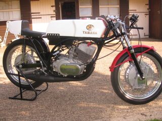 1971 Yamaha TR2B 350cc air cooled (photo 2 of 2)