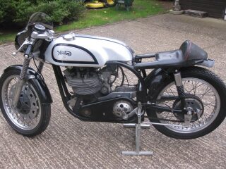 EX Reg Dearden Manx Norton 350 (photo 2 of 2)