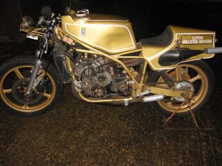 Cagiva/ Suzuki RG500 MK4 (photo 2 of 2)