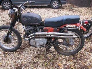 1965 Honda CL72 250 (photo 1 of 2)
