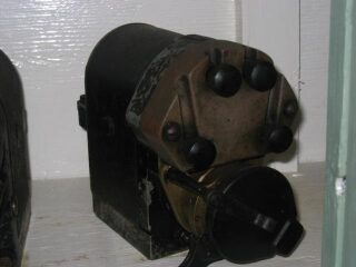 24) engines (photo 2 of 2)