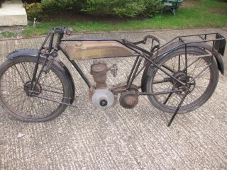 Royal Enfield (photo 2 of 2)