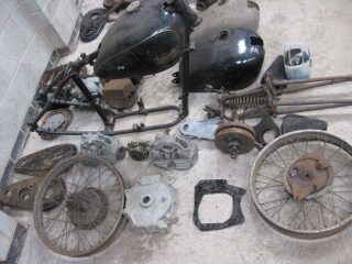 Vellocette KSS MK1 Mk2 bones of (photo 1 of 2)
