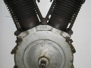 33) engines (photo 2 of 2)