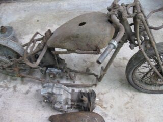 1928 triumph (photo 1 of 2)