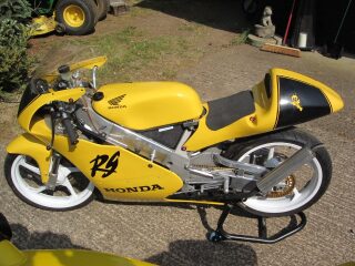 1998 Honda Rs125 (photo 1 of 2)