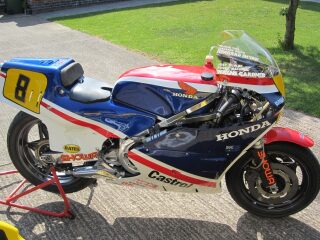 1983 Honda RS500 ex Wayne Gardner (photo 2 of 2)