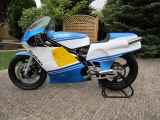 1983 Suzuki RGB500 (photo 2 of 2)