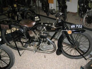 1922 AJS 350cc (photo 1 of 2)