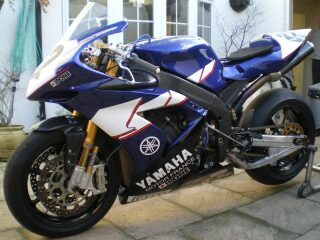2004 Yamaha Superbike EX Team Yamaha France (photo 1 of 2)