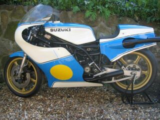 1981 Suzuki RG500 MK6 Classic racing Motorcycle Bike (photo 1 of 2)
