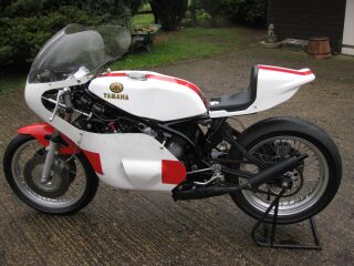 1978 Yamaha TZ750 F (photo 2 of 2)