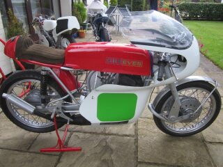 1969 Greeves Silverstone 250c (photo 2 of 2)