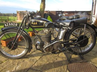 1930 AJS R7 350cc racing machine (photo 2 of 2)