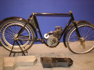 1904 ! Quadrant (photo 2 of 2)