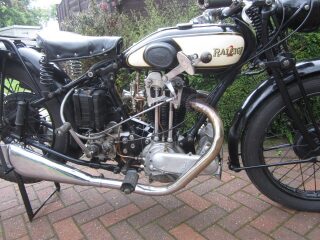 1930 Raleigh 500cc Twin Port OHV (photo 1 of 2)