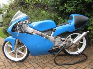 1998 Honda RS125 (photo 2 of 2)