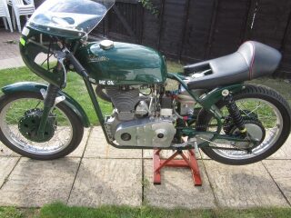 1996/1963 Velocette venom 500cc Lightweight racing machine (photo 2 of 2)