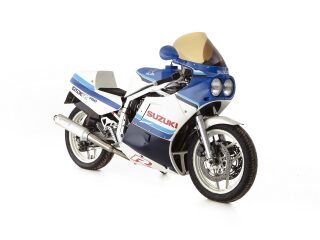 1985 SUZUKI GSX-R750 Slab side super bike (photo 2 of 2)