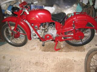 J73 1950 MotoGuzzi Aironne 250 Post war Classic motorcycle (photo 2 of 2)