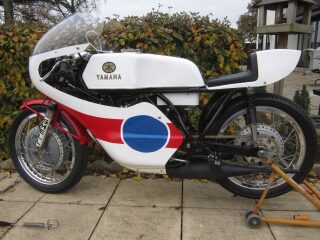 1973 Yamaha TZ350A TT machine (photo 2 of 2)