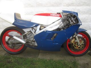 1986 Yamaha TZ250 S Delta Box (photo 1 of 2)