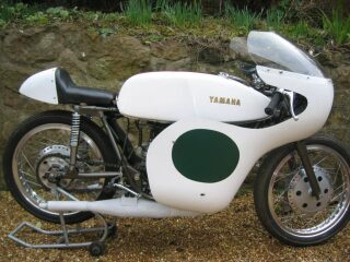1967 Yamaha TD1C 250cc Classic racing Motorcycle Bike (photo 1 of 2)