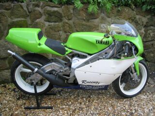 1995 Yamaha TZ250E Classic racing Motorcycle Bike (photo 2 of 2)