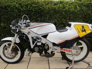 1986 Honda RS500 3 cylinder Rothmans (photo 2 of 2)