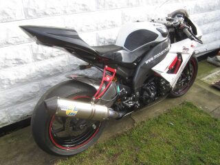 James Hillier kawasaki ZX10 (photo 1 of 2)