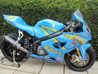 John Reynolds Rizla Suzuki GSXR1000 (photo 1 of 2)