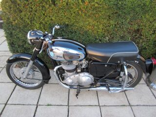 1960 AJS Model 31 650cc Classic Motorcycle (photo 2 of 2)