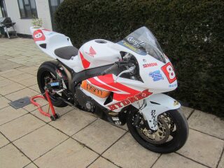 2007 Honda Fireblade Ex Guy Martin Hydrex 1000cc Superstock TT machine (photo 1 of 2)