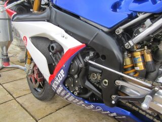 2004/5/6 World Endurance Championship Phase one Yamaha R1 1000cc (photo 1 of 2)