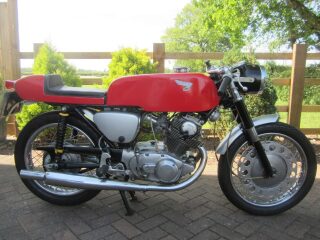 1964 Honda CB77 305cc cafe racer (photo 1 of 2)