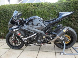 Ex Bruce Anstey TT Superbike 1000cc Suzuki GSXR (photo 2 of 2)
