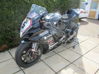 Ex Bruce Anstey TT Superbike 1000cc Suzuki GSXR (photo 2 of 2)