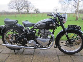 1953 Ariel 500cc Twin FH Huntmaster (photo 1 of 2)