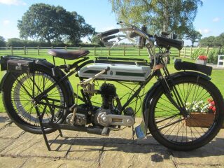 1922 Triumph Model H 550cc. (photo 1 of 2)