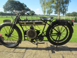 1919 Douglas 350cc (photo 2 of 2)