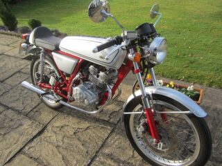 Honda Dream 50 CR110 reproduction by Honda de restricted model (photo 1 of 2)