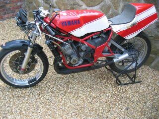 Yamaha TZ250N 1984 Classic racing Motorcycle Bike (photo 1 of 2)